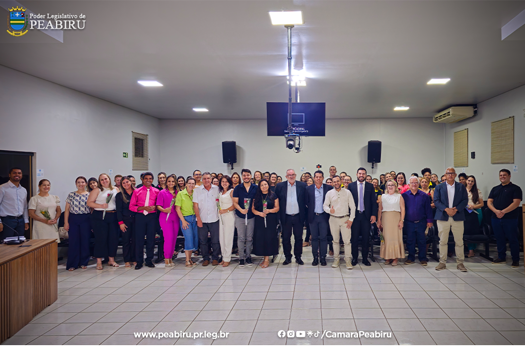 Câmara de Peabiru entrega Moções de Aplausos em reconhecimento à excelência da educação municipal